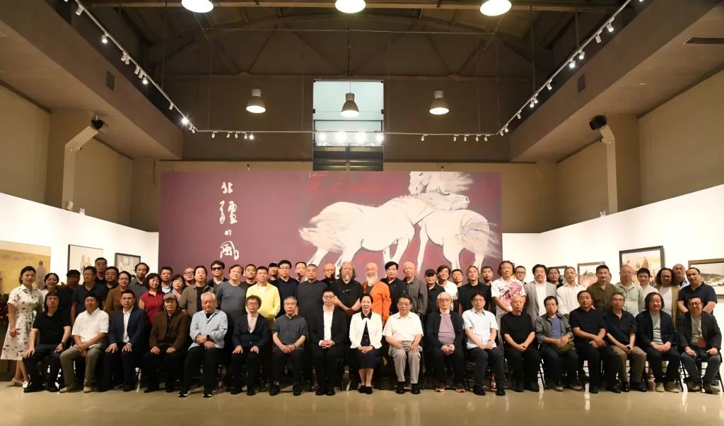 “‘北疆的风’——美加墨世界杯官方网站教师油画、雕塑作品展”在京开展